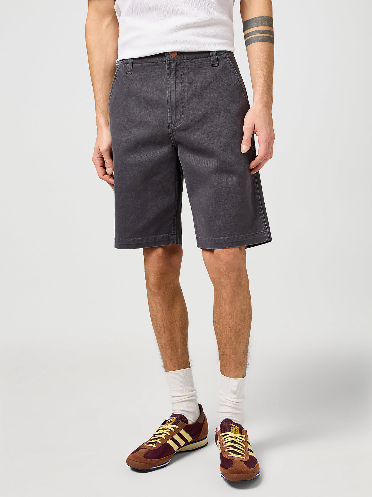 Męskie Spodenki Wrangler CJ Chino Shorts Faded Black 112362922