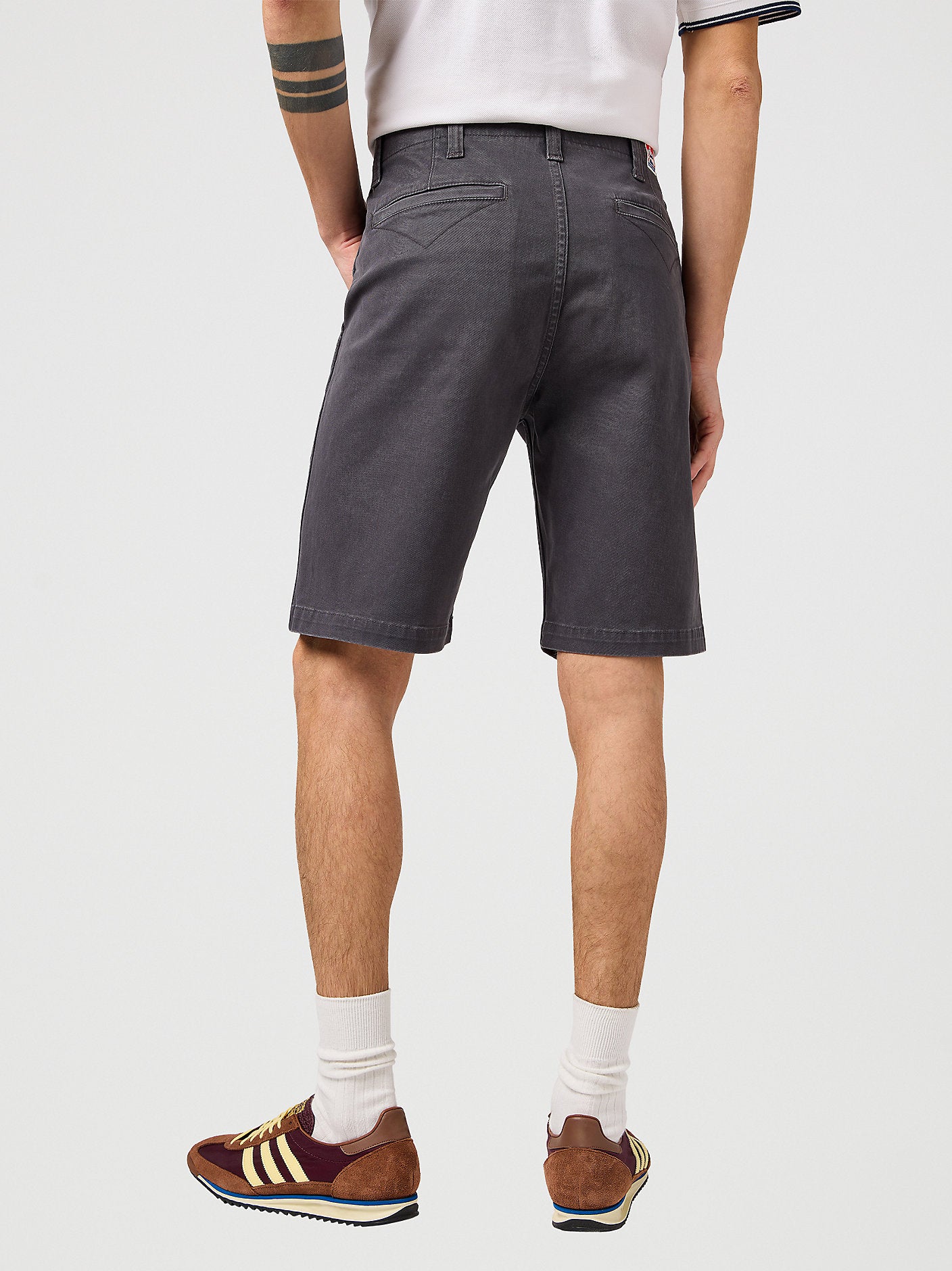 Męskie Spodenki Wrangler CJ Chino Shorts Faded Black 112362922