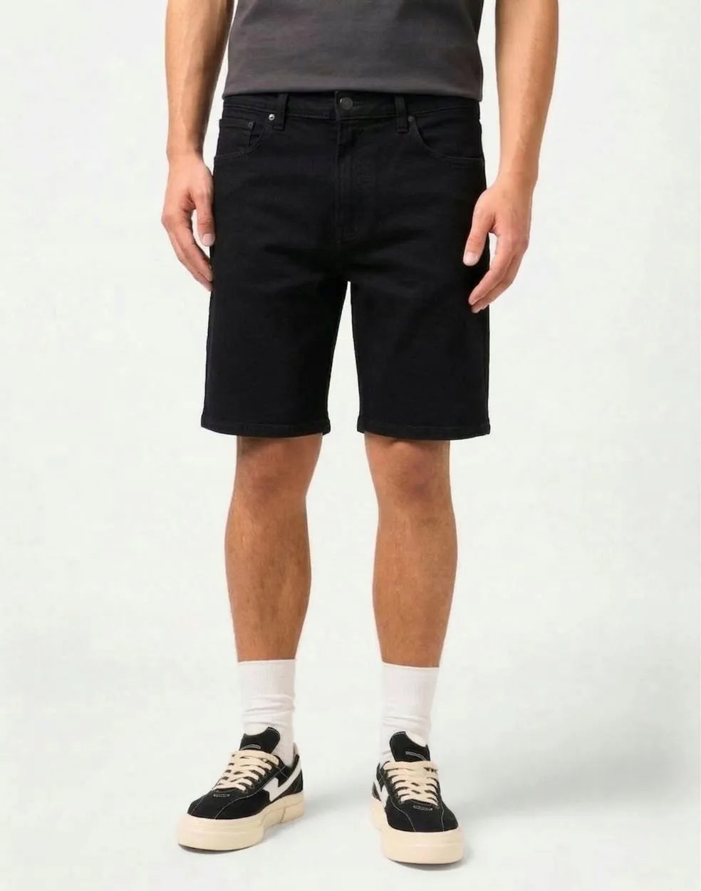Męskie Spodenki Jeansowe Wrangler Frontier Short Black Rinse 112371345