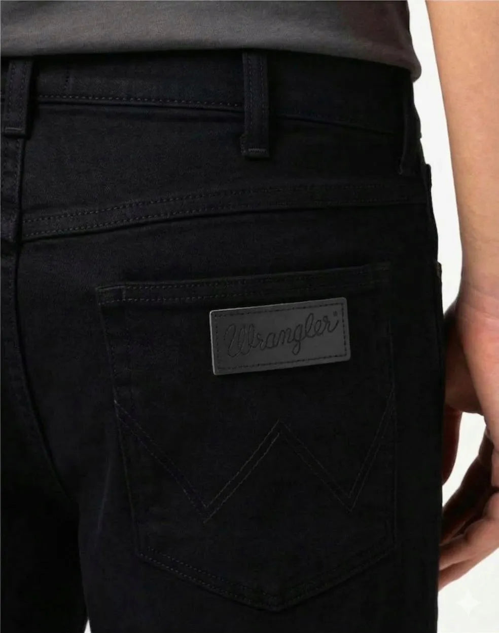 Męskie Spodenki Jeansowe Wrangler Frontier Short Black Rinse 112371345