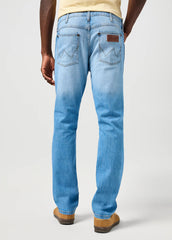 MESKIE SPODNIE JEANSOWE WRANGLER GREENSBORO SLATE SHADE 112362439