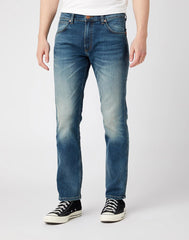 MĘSKIE SPODNIE JEANSOWE WRANGLER GREENSBORO SMOOTH DUST W15Q2837J 112141178