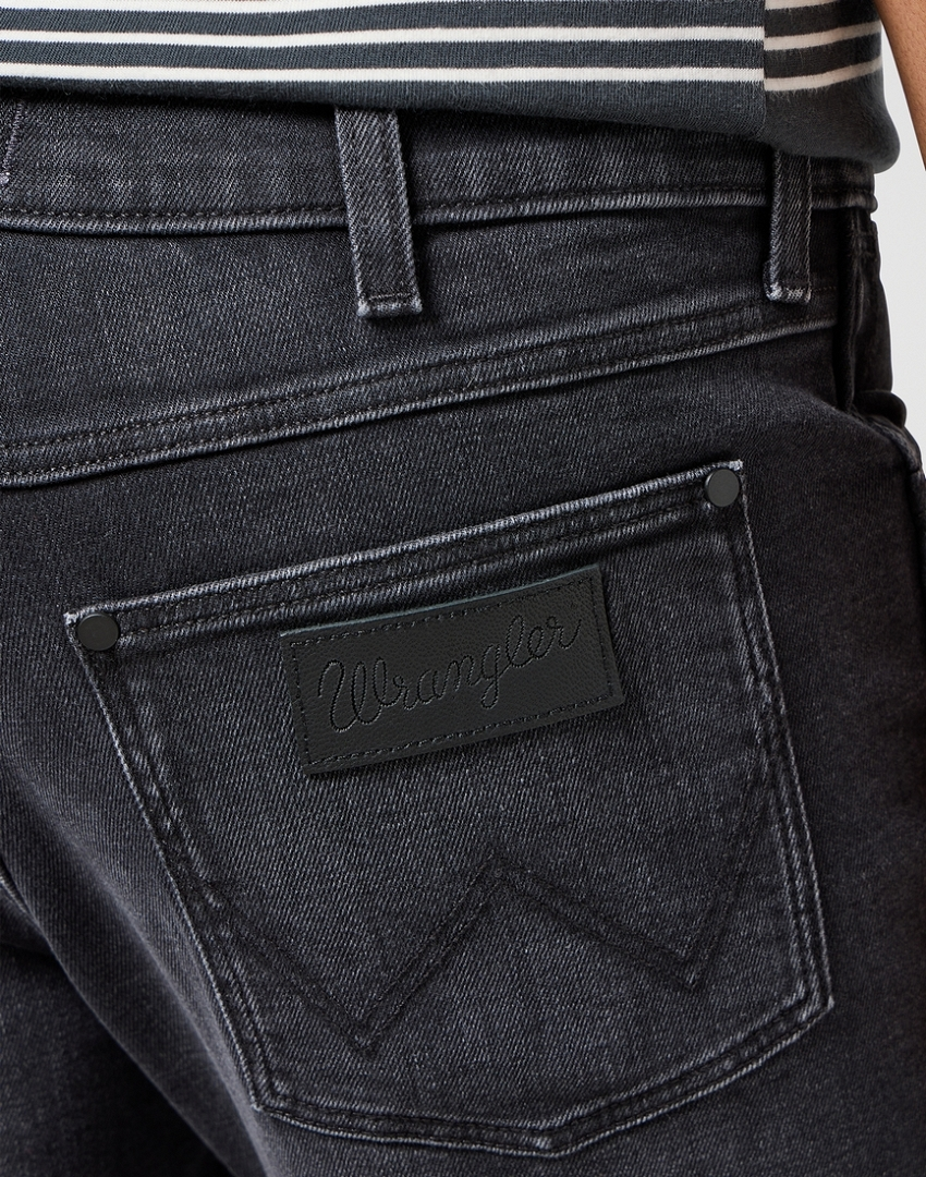 MĘSKIE SPODNIE JEANSOWE WRANGLER LARSTON NOCTURNAL 112355022