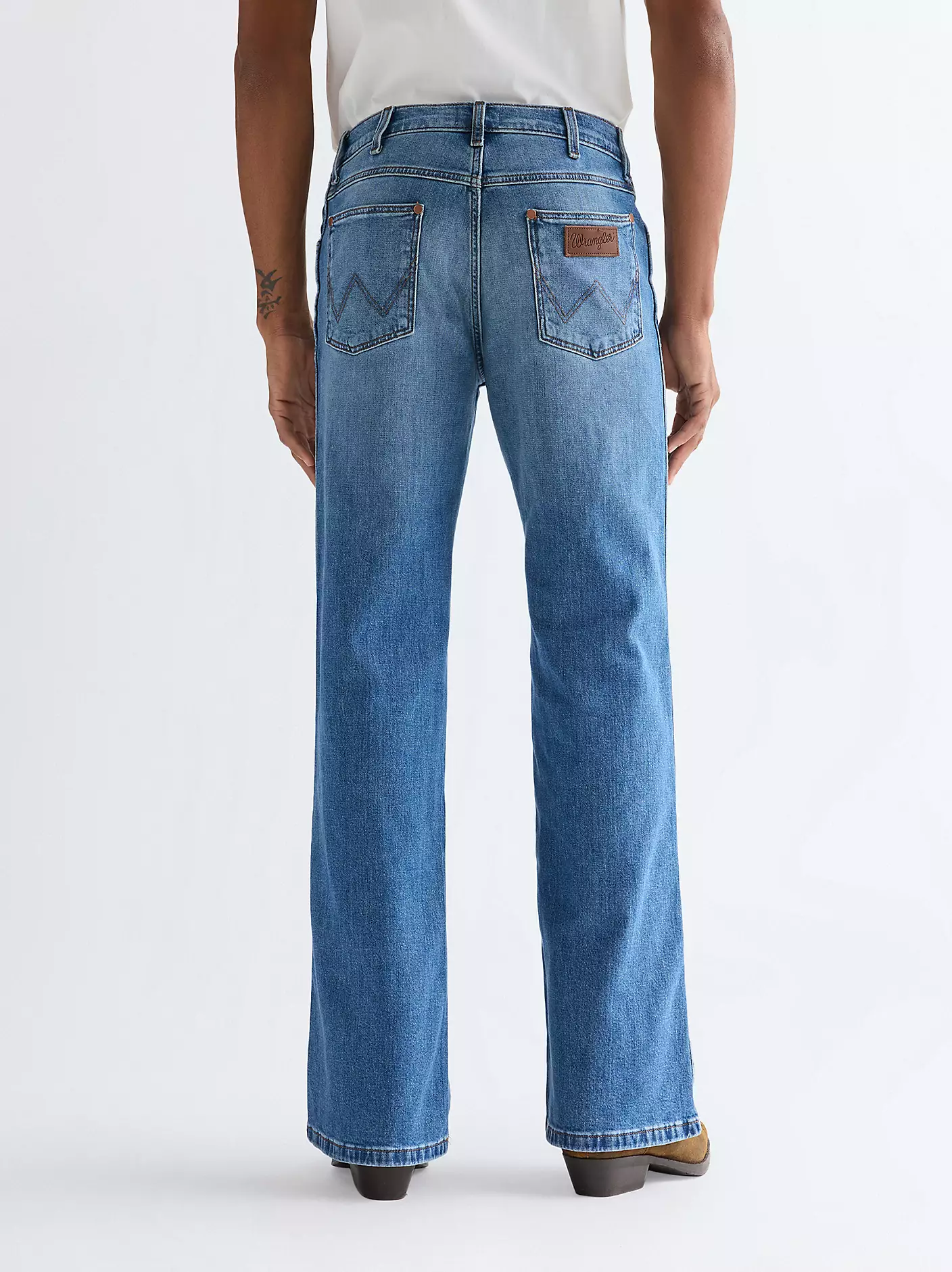 MĘSKIE SPODNIE JEANSOWE WRANGLER LOOSE BOOT HARBOR BLUE 112377844