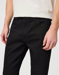 MĘSKIE SPODNIE JEANSOWE WRANGLER RUSTLER SLIM BLACK RINSE CZARNE W10ERD107 112342562