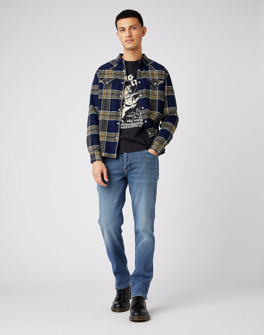 MĘSKIE SPODNIE JEANSOWE WRANGLER TEXAS COVER BLUE W121N8286 112141135
