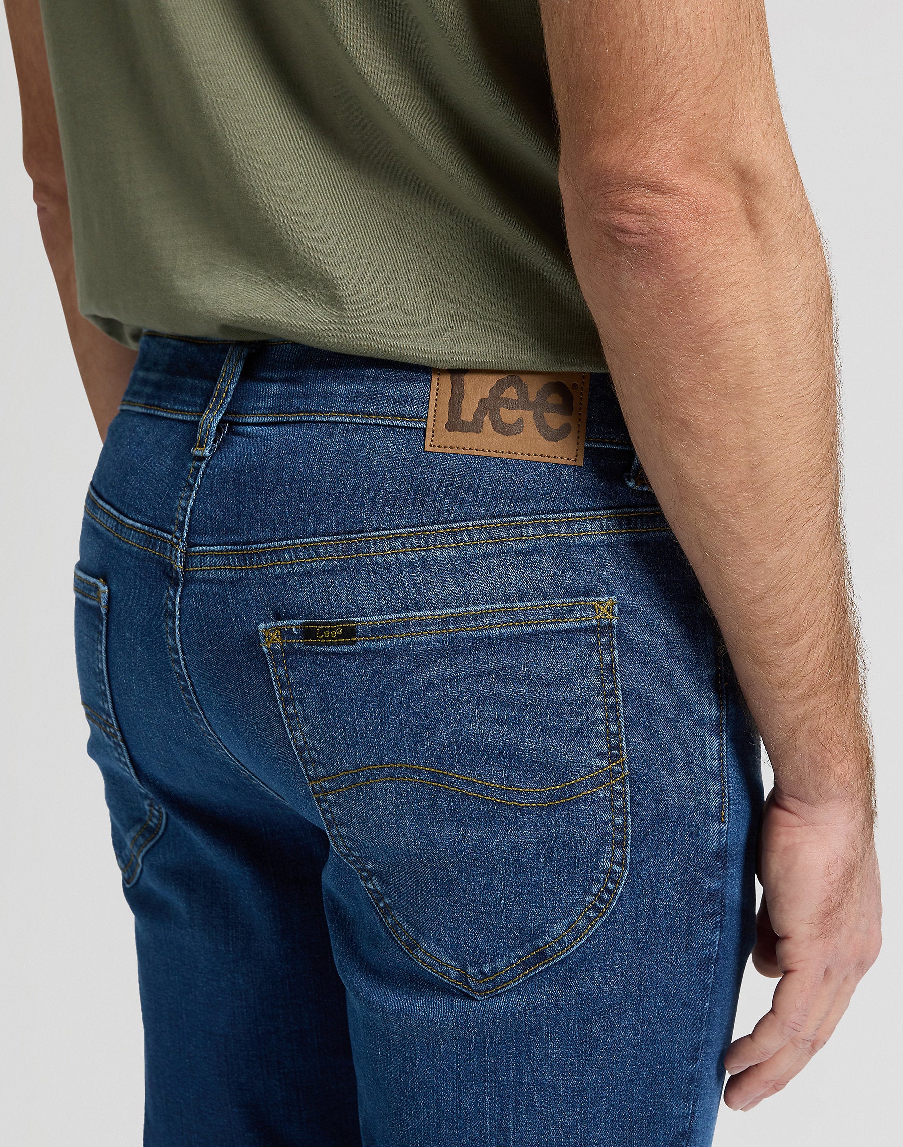 MESKIE SPODNIE LEE DAREN BLUE FUSE 112376377