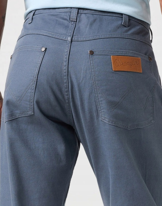 MĘSKIE SPODNIE MATERIAŁOWE WRANGLER FRONTIER TURBULENCE 112350827