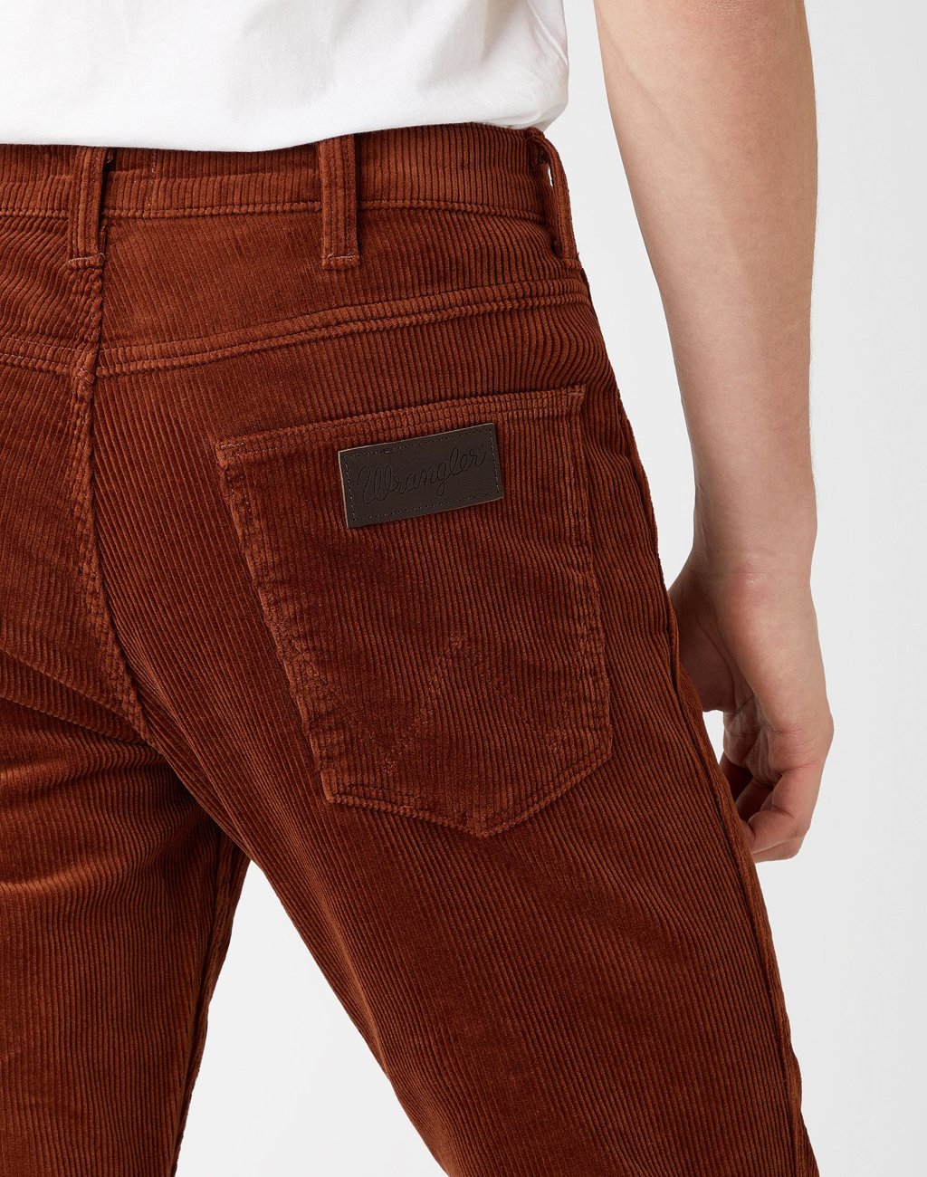 MĘSKIE SPODNIE MATERIAŁOWE WRANGLER GREENSBORO GINGER W15QA2A15 112141183
