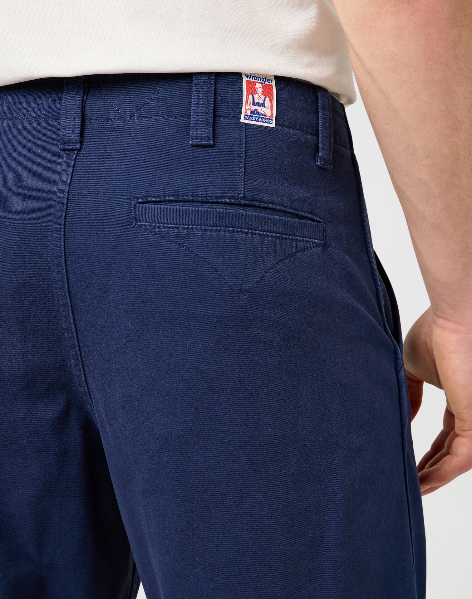 MESKIE SPODNIE MATERIALOWE WRANGLER RELAXED CHINO NAVY 112373190