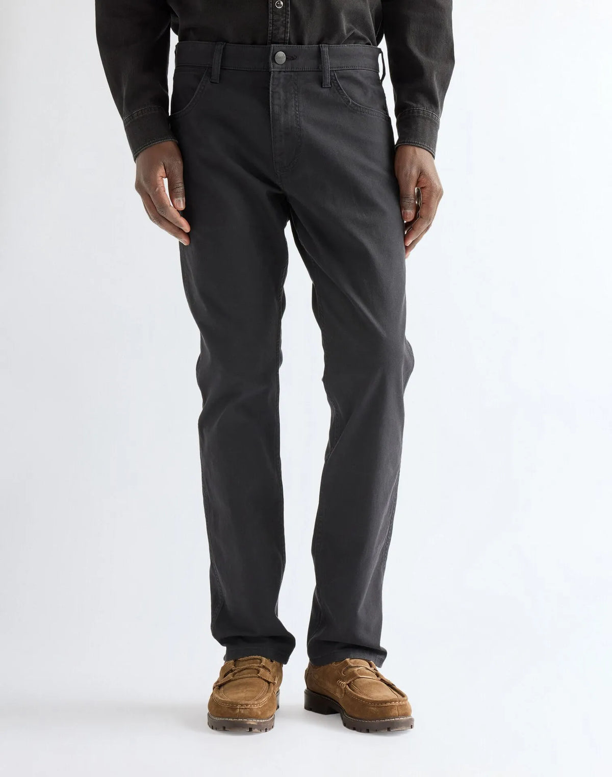 MESKIE SPODNIE WRANGLER GREENSBORO CAVIAR 112371387