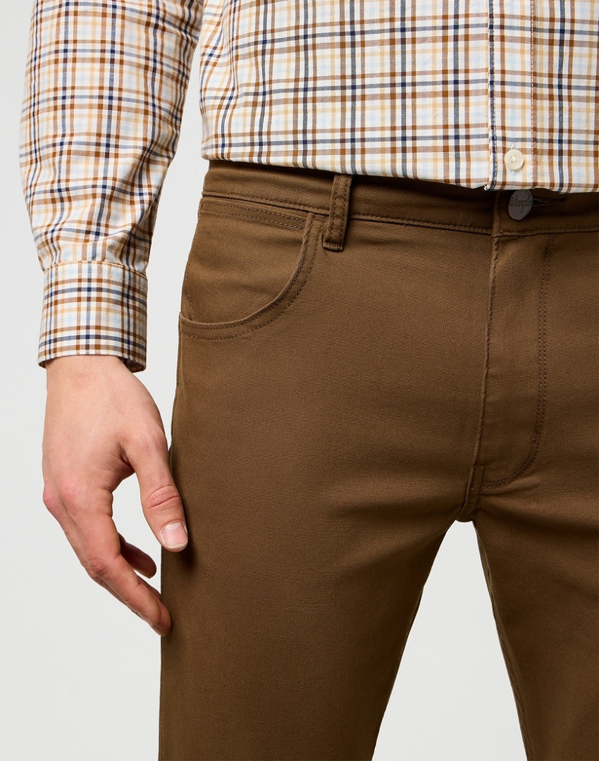 Męskie Spodnie Wrangler Greensboro Dark Earth 112371571