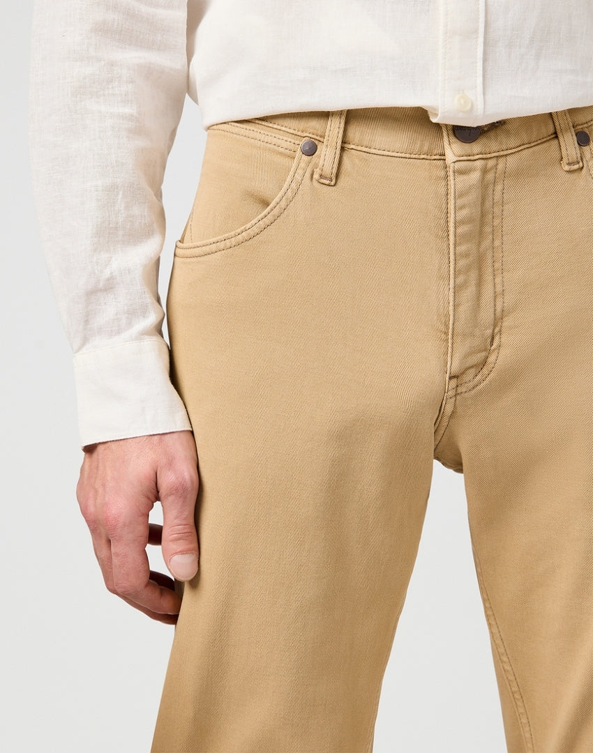 Męskie Spodnie Wrangler Greensboro Rustic Russet 112362436