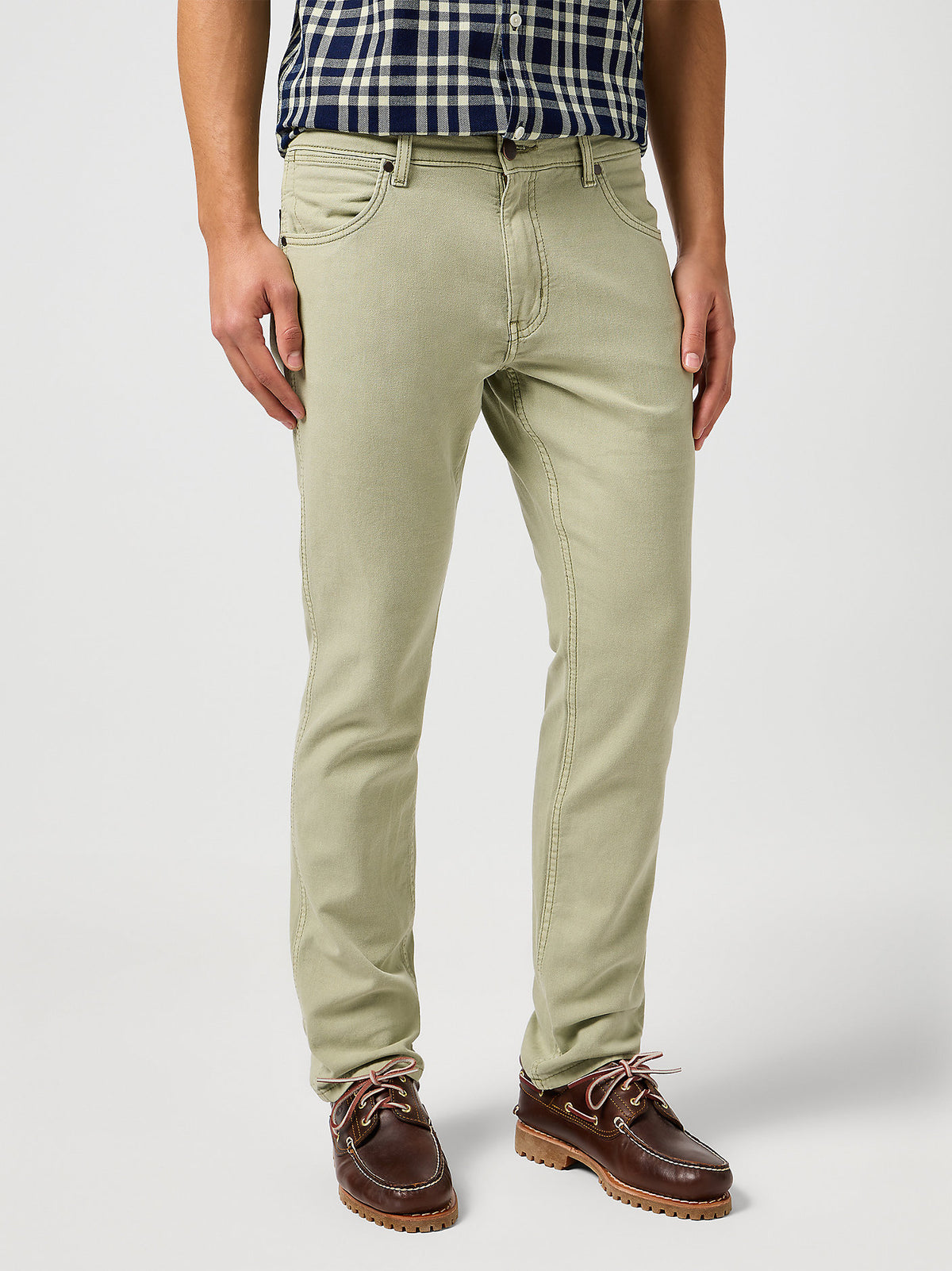 MESKIE SPODNIE WRANGLER GREENSBORO TEA 112362440