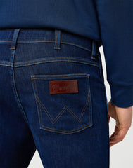 Męskie Spodnie Wrangler Larston Dark Wash 112373151