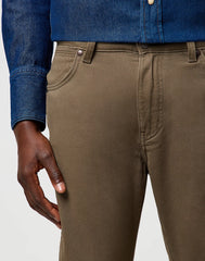 Męskie Spodnie Wrangler Larston Tarmac 112371684