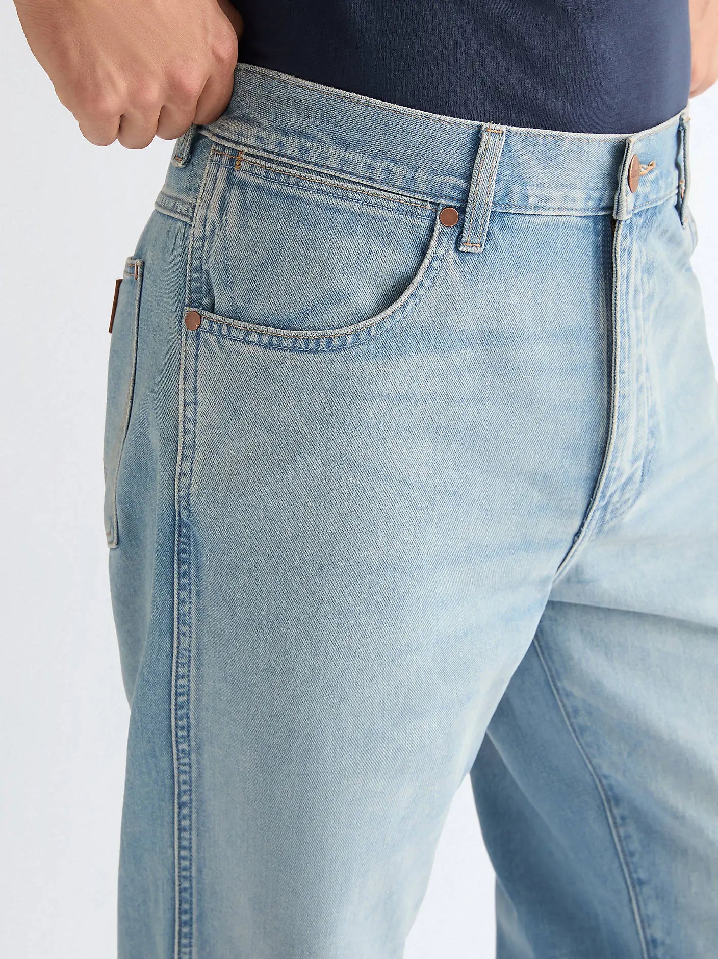 Męskie Spodnie Wrangler Loose Straight Dove Wing 112377842