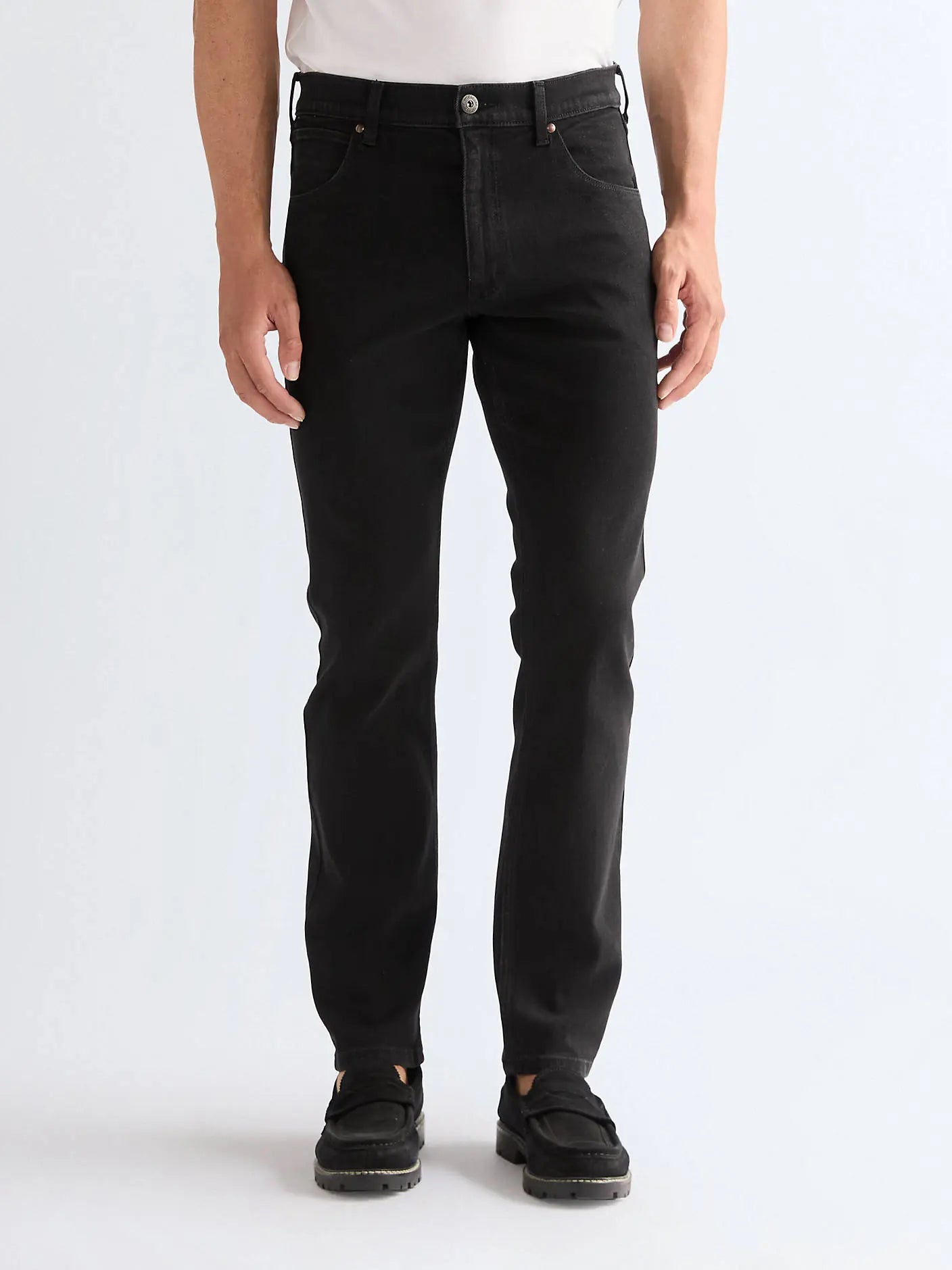 MESKIE SPODNIE WRANGLER REGULAR BLACK RINSE 112125980