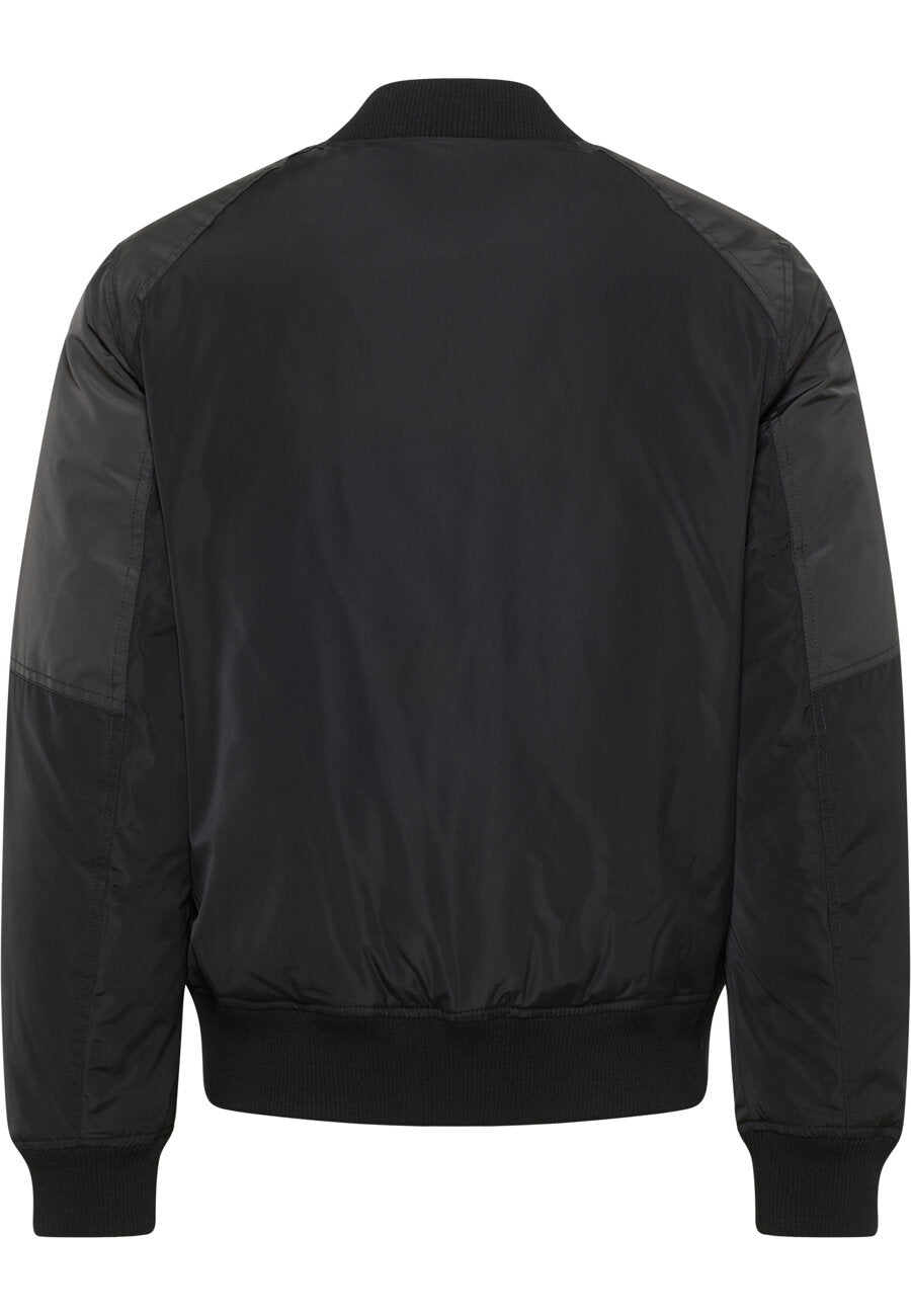 MUSTANG DANIEL BOMBER MĘSKA KURTKA ZIMOWA CIEPŁA EDGE BLACK 1014470 4142