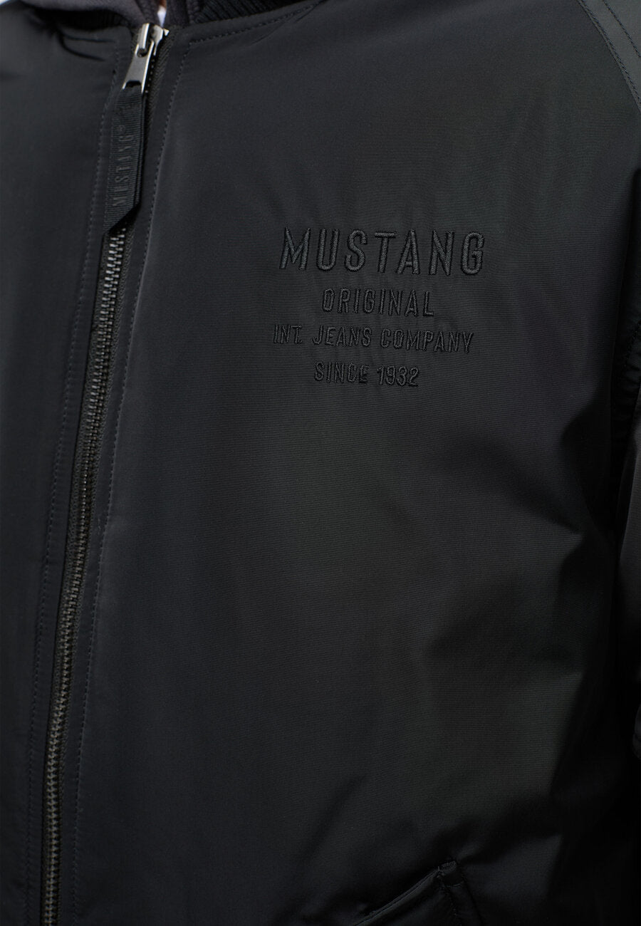 MUSTANG DANIEL BOMBER MĘSKA KURTKA ZIMOWA CIEPŁA EDGE BLACK 1014470 4142