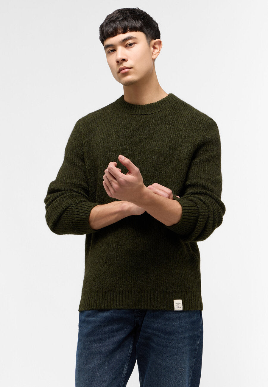 MUSTANG EMIL C CREW MĘSKI SWETER ELEGANCKI RIFLE GREEN 1015801 6514