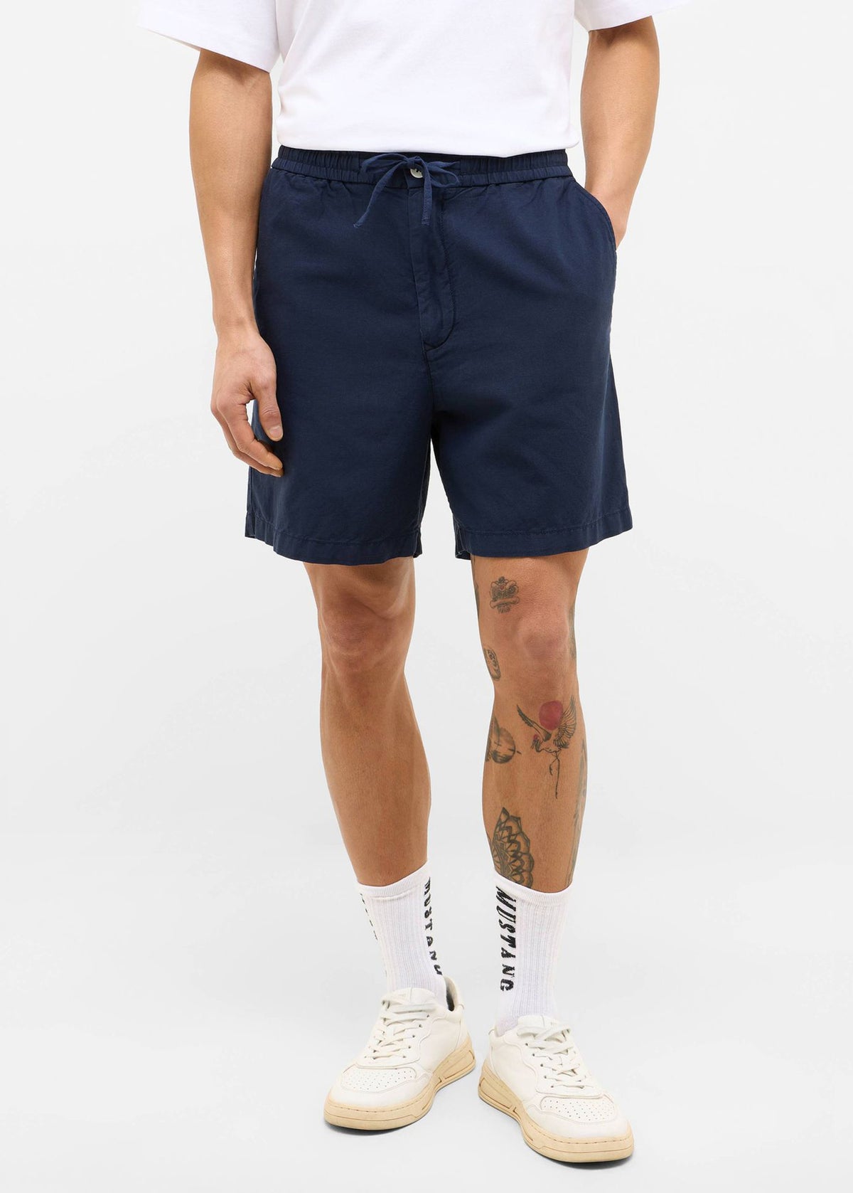 Męskie Szorty Materiałowe Mustang Style Linen Jogger Shorts Navy Blazer 1016459 5324