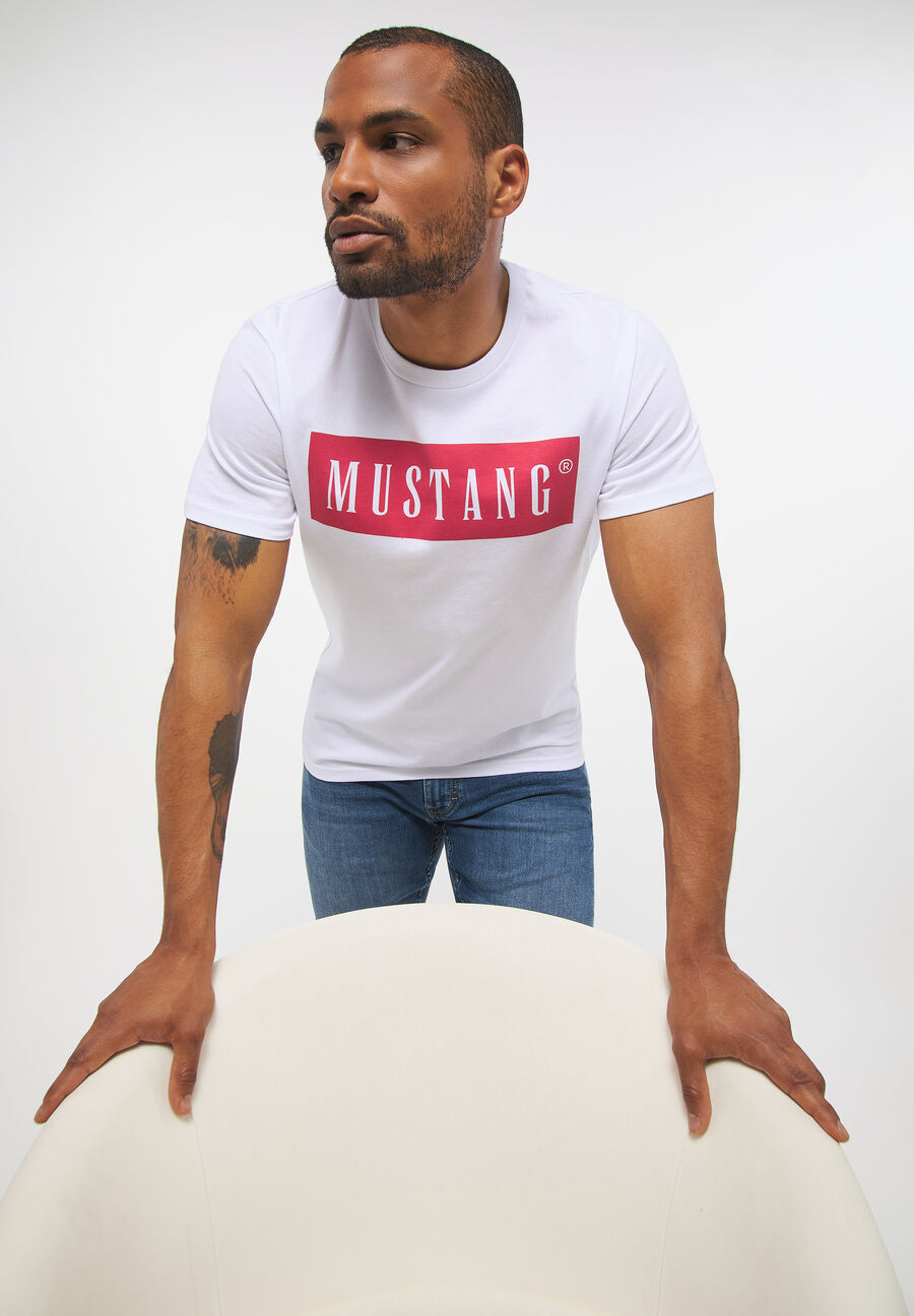 MUSTANG STYLE ALEX C LOGO TEE MĘSKI T-SHIRT KOSZULKA LOGO NADRUK GENERAL WHITE 1013223 2045