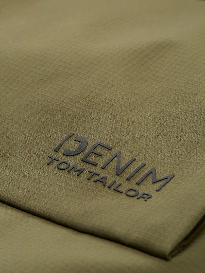 Męska Kurtka Tom Tailor Tech Hooded Parka Jungle Soil Green 1046899 11848