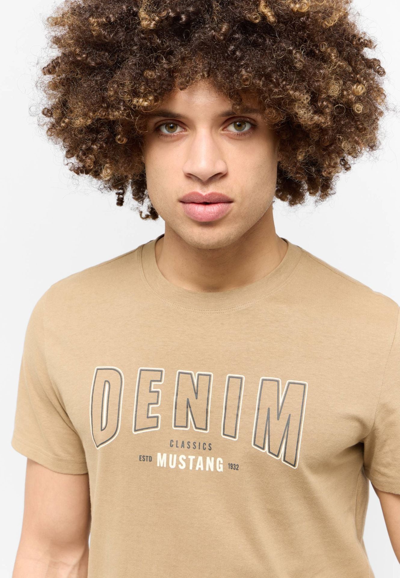 Męski T-Shirt Mustang Style Austin Pirate Black 1015647 4088