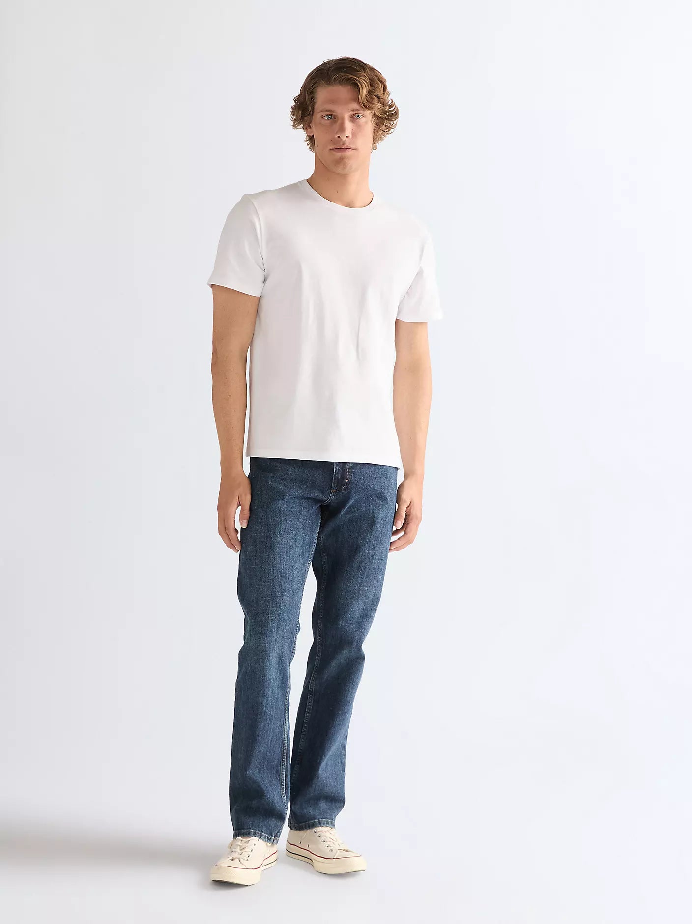 Męskie Jeansy Proste Wrangler Straight Darkstone 112126010