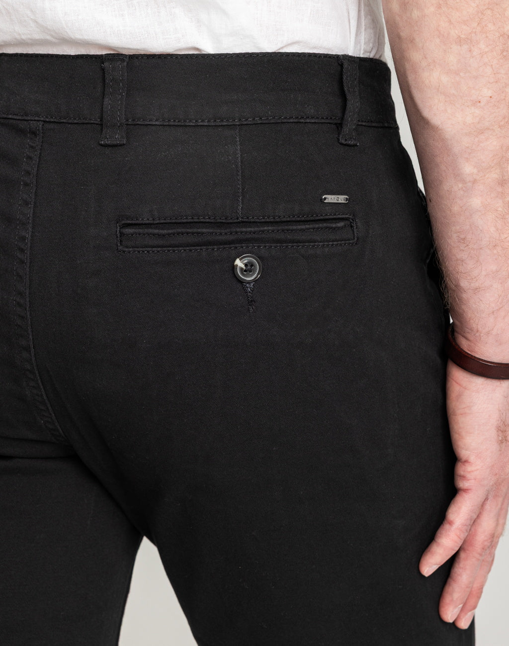 Męskie Spodenki Marcus Gerry Chino Shorts Black 19-200266-9098