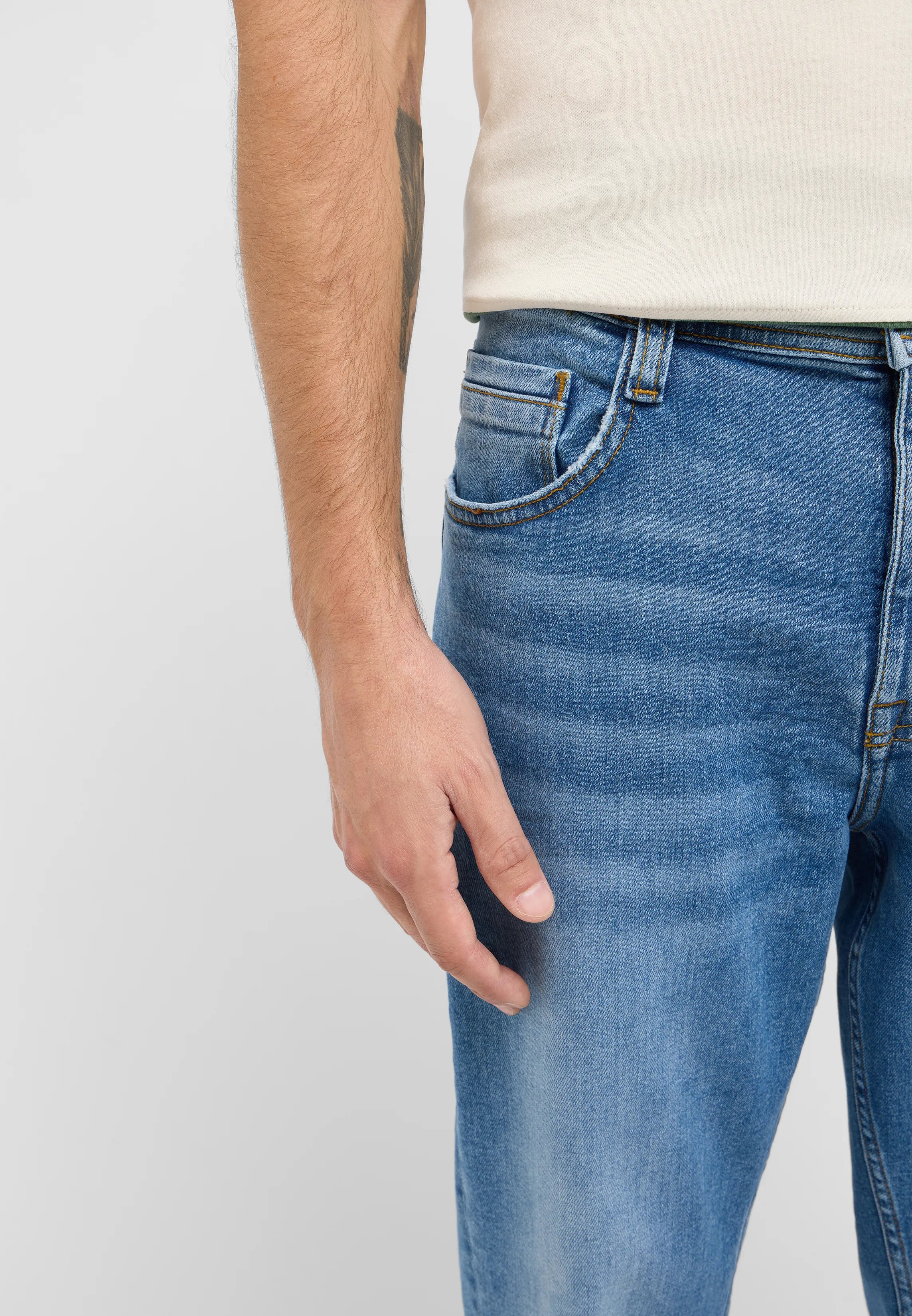 Męskie Spodnie Jeansowe Mustang Style Denver Tapered Denim Blue 1016327 5000 583
