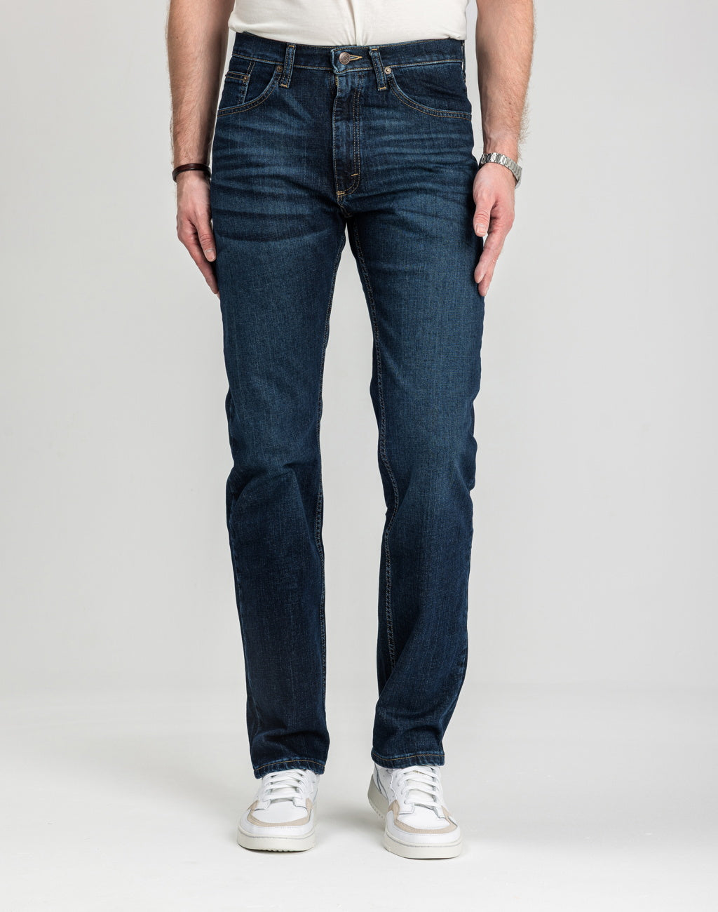 Męskie Spodnie Jeansowe Wrangler Regular Fit Blackened Indigo 112352956