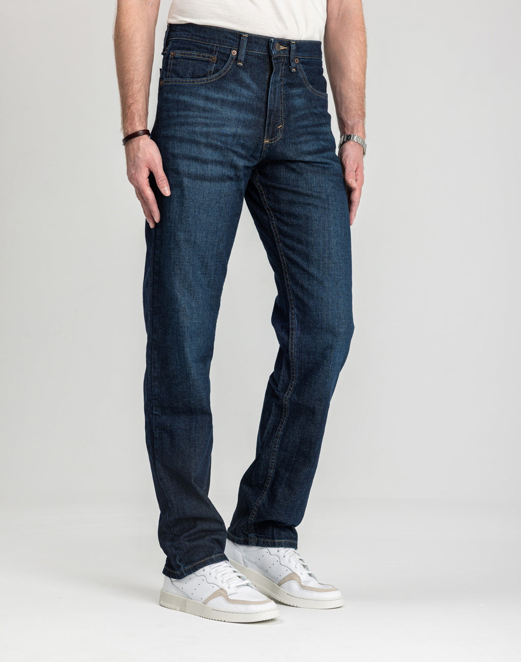 Męskie Spodnie Jeansowe Wrangler Relaxed Fit Blackened Indigo 112352957