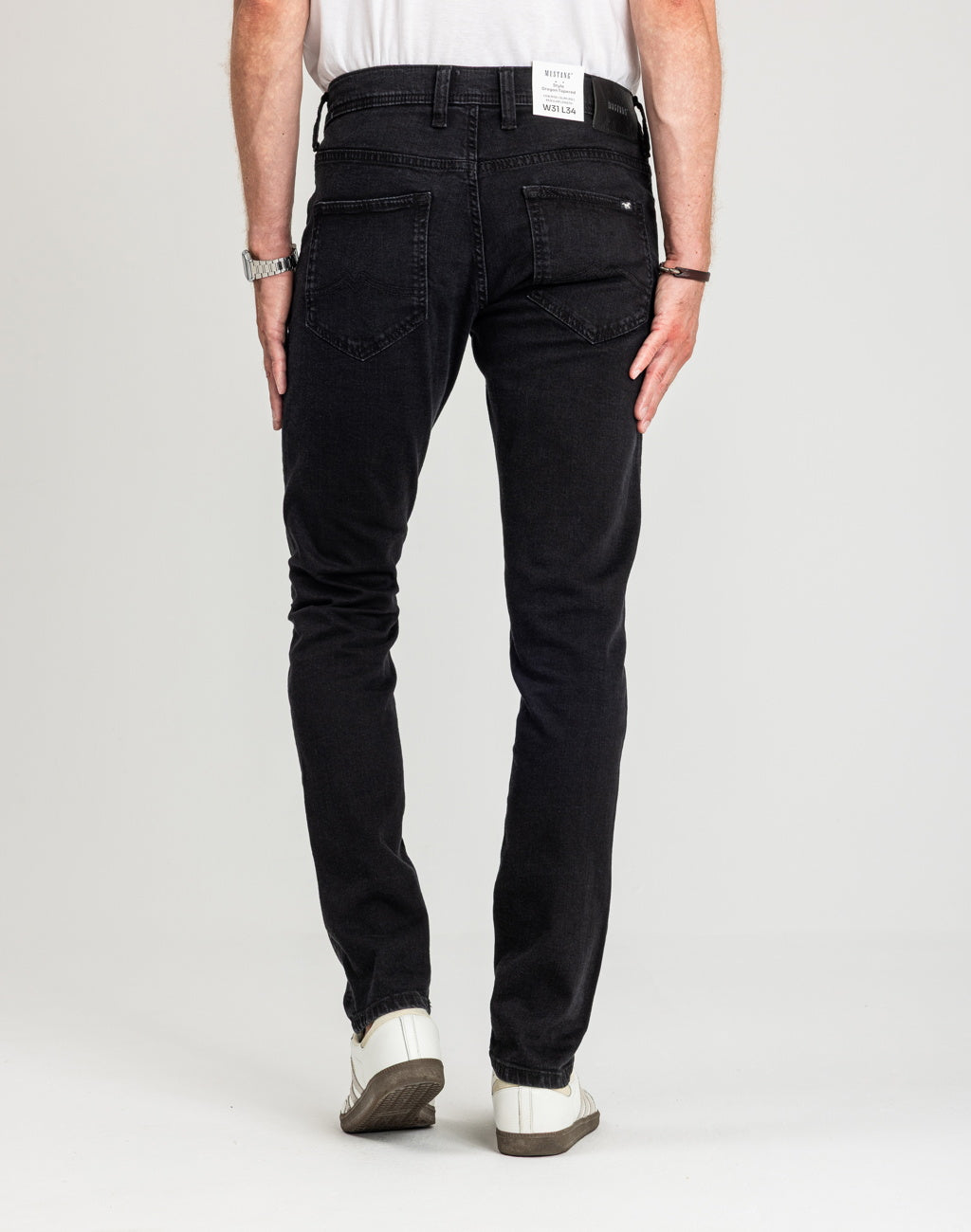 Męskie Spodnie jeansowe Mustang Style Oregon Tapered Denim Black 1018299 4000 940