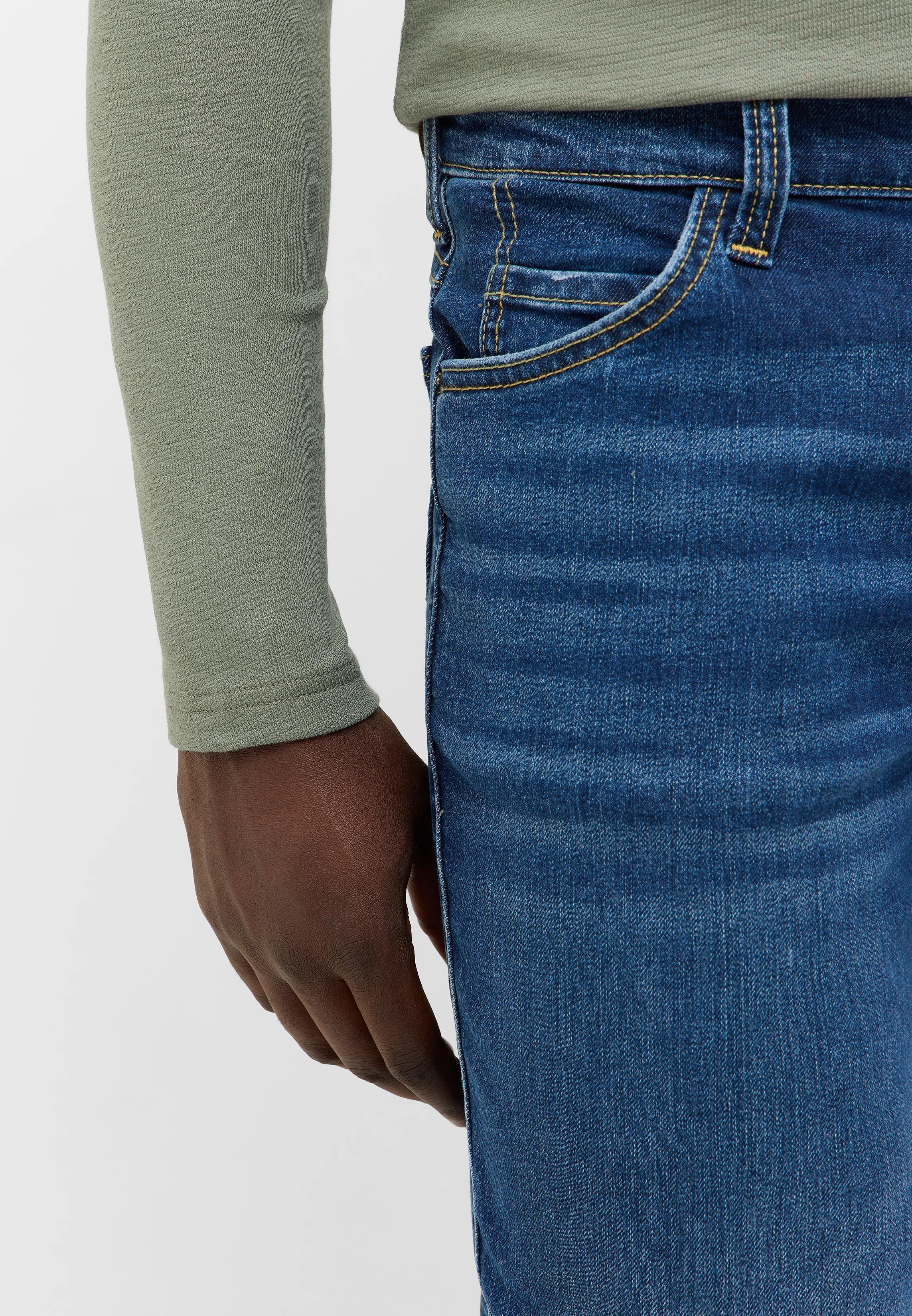 Męskie Spodnie Jeansowe Mustang Style Tramper Straight Denim Blue 1016812 5000 703