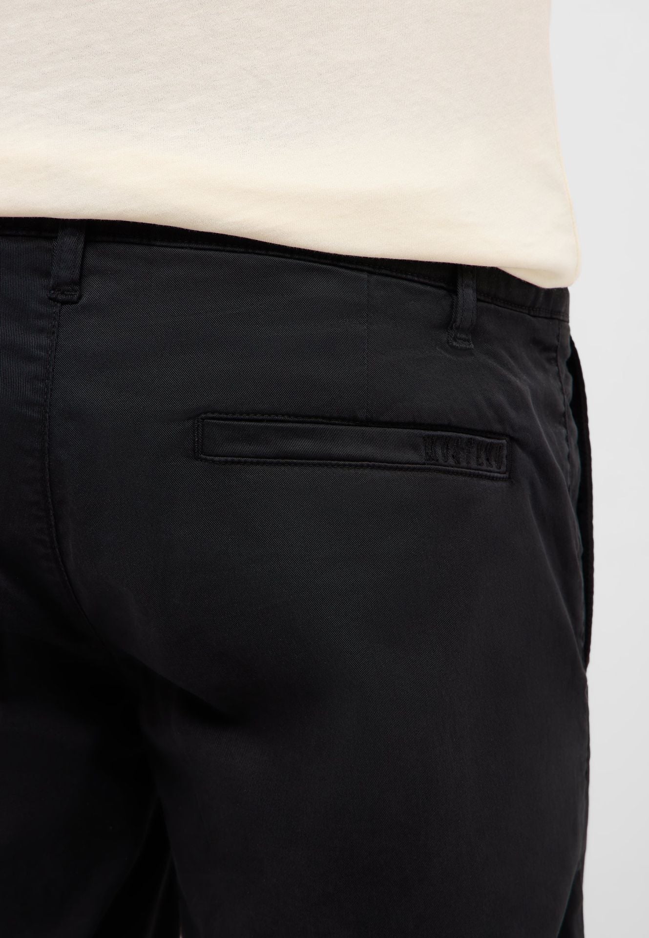 Męskie Szorty Mustang Style Brad Chino Shorts Black Beauty 1017473 4185