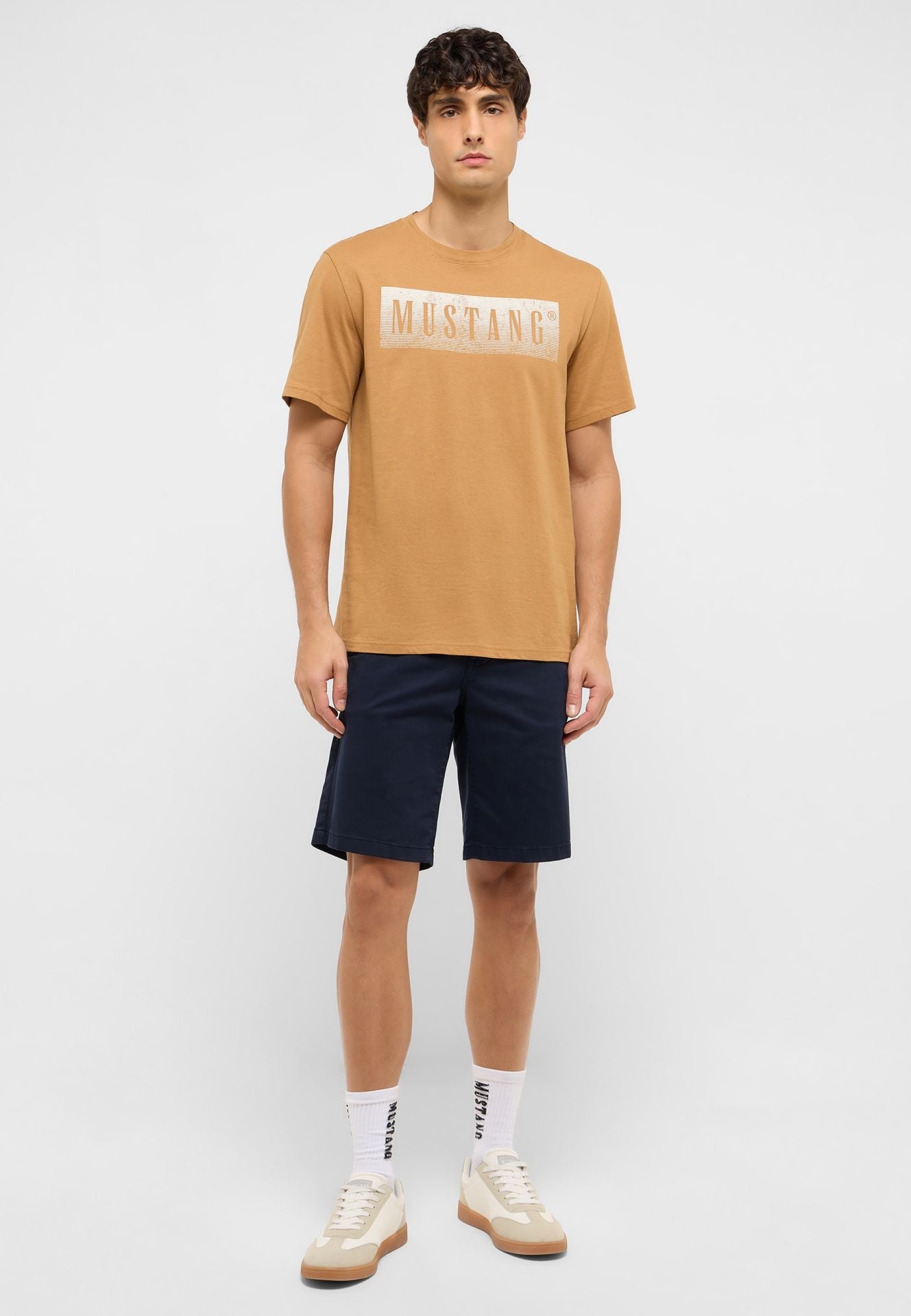Męskie Szorty Mustang Style Brad Chino Shorts Dark Sapphire 1017473 4136