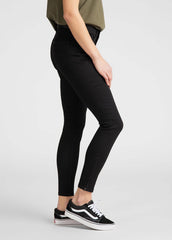 SPODNIE DAMSKIE LEE SCARLETT CROPPED BLACK RINSE L30CFS47 112106337