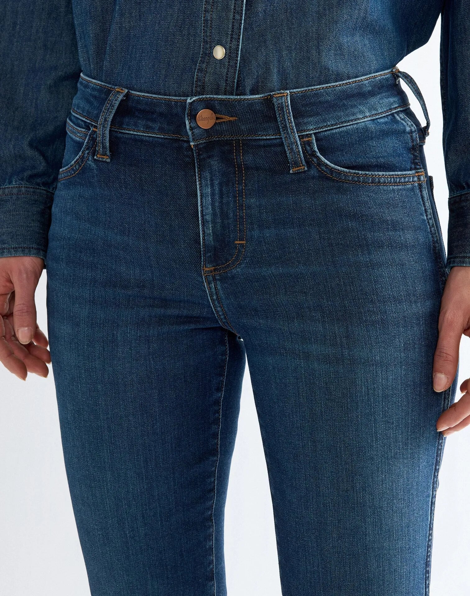 SPODNIE DAMSKIE WRANGLER STRAIGHT OVERCAST 112386686