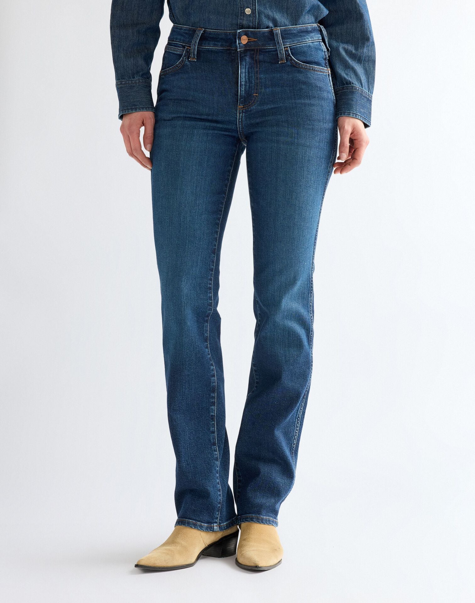 SPODNIE DAMSKIE WRANGLER STRAIGHT OVERCAST 112386686