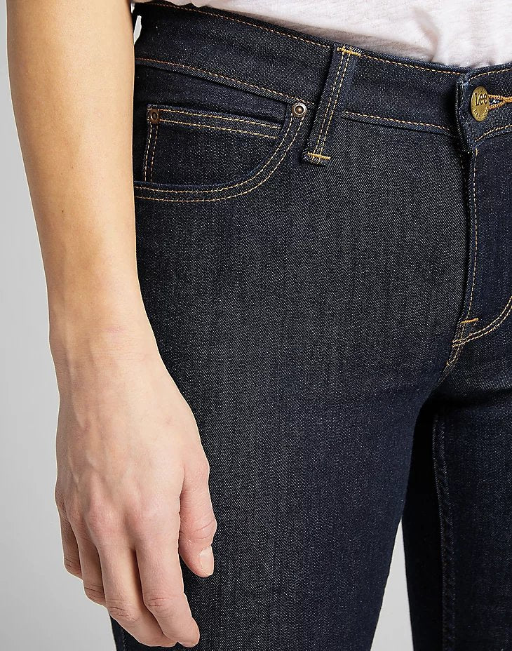 SPODNIE JEANSOWE DAMSKIE LEE SCARLETT RINSE L526FR36 112111631