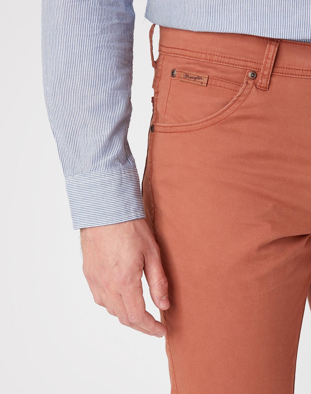 SPODNIE MĘSKIE WRANGLER TEXAS SLIM GINGER W12SWAA15 112126534