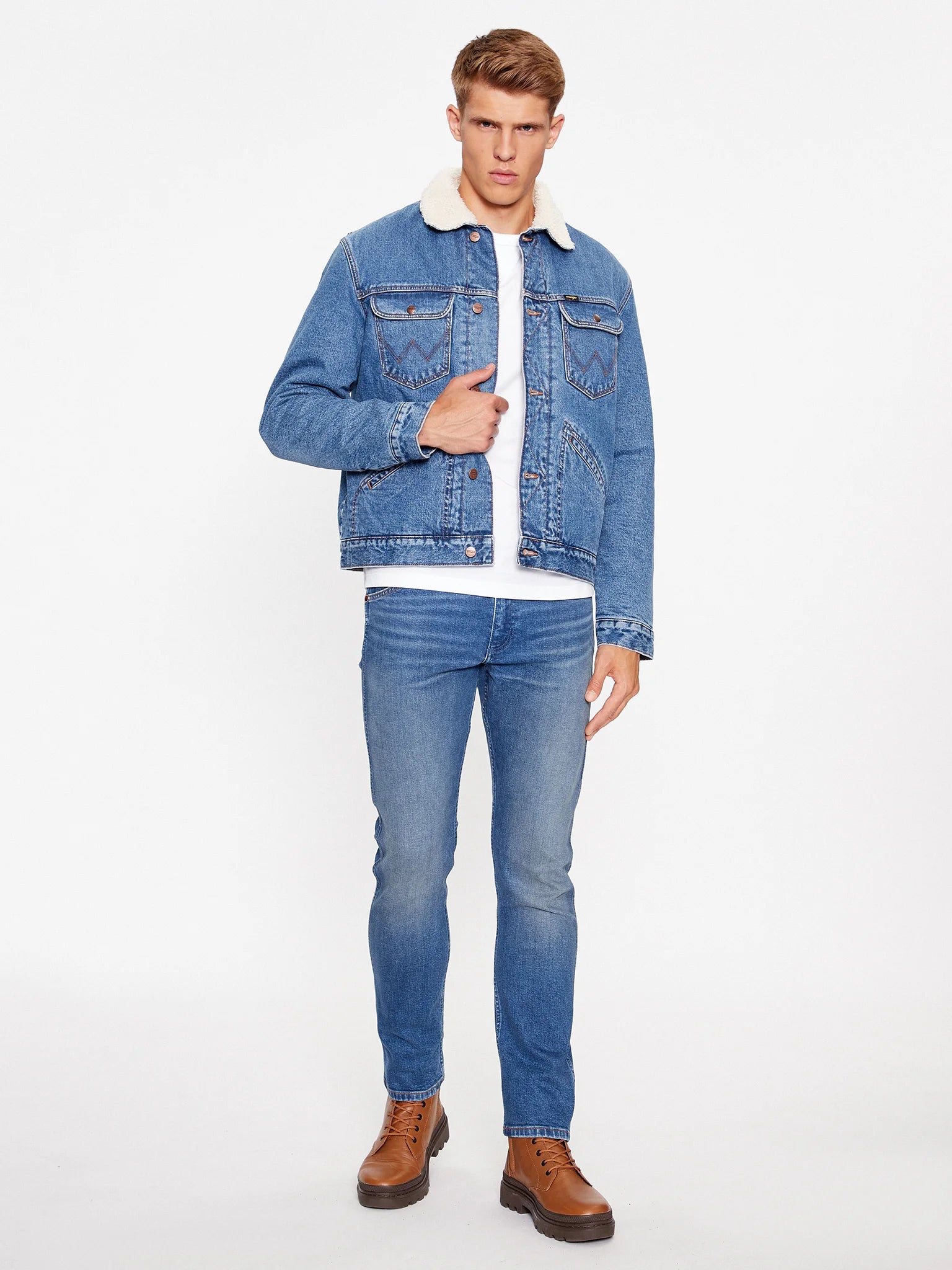 WRANGELR 124MJ SHERPA MĘSKA KURTKA JEANSOWA JEANS BLUE 112341083 W4MS013839
