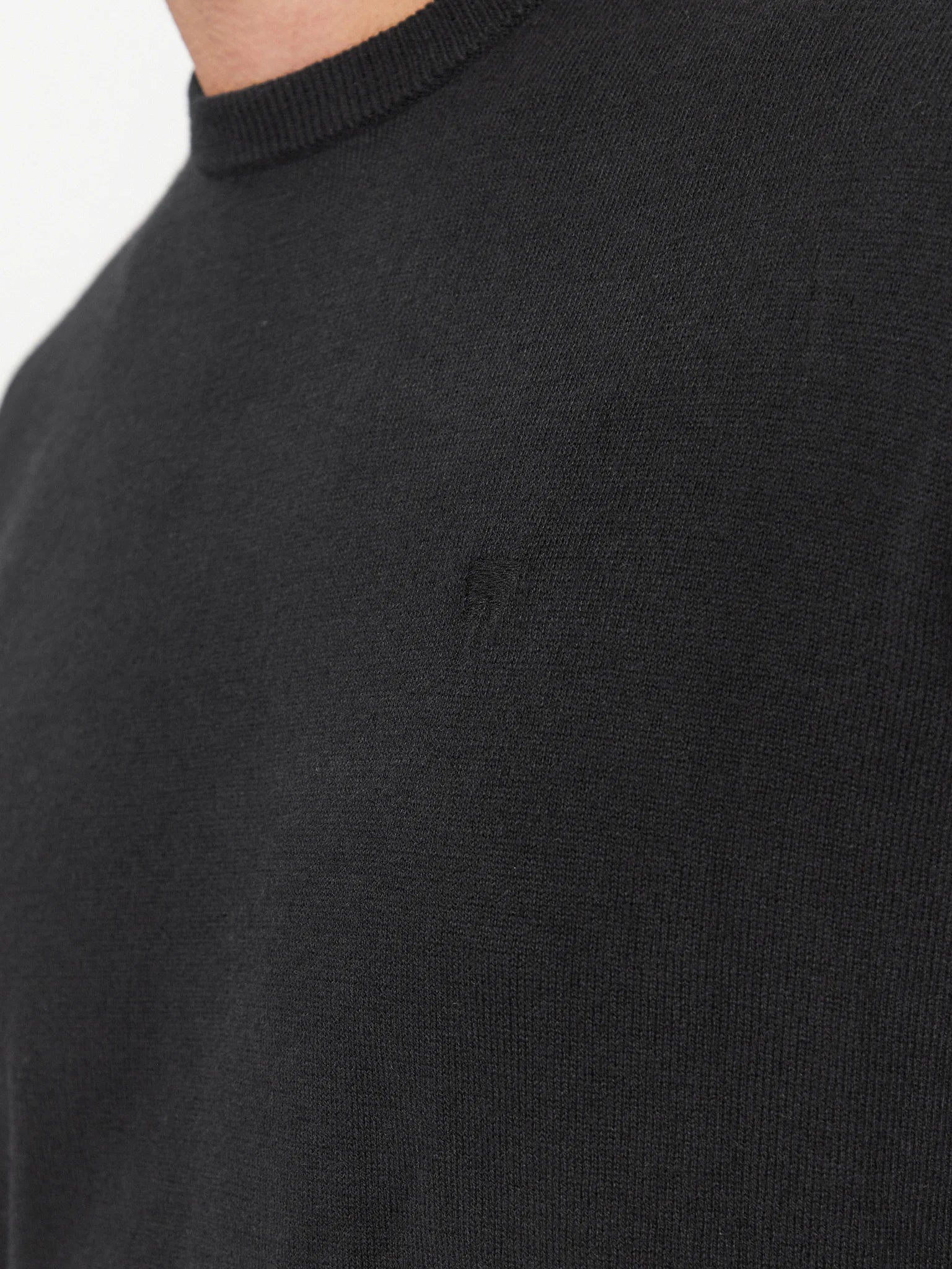 WRANGELR CREWNECK KNIT MĘSKI SWETER ELEGANCKI CIEPŁY LOGO REAL BLACK 112343108 W8A0011937