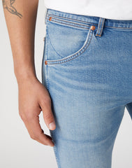 WRANGLER 11MWZ MĘSKIE SPODNIE JEANSOWE HEARTBROKEN W1MZ68407
