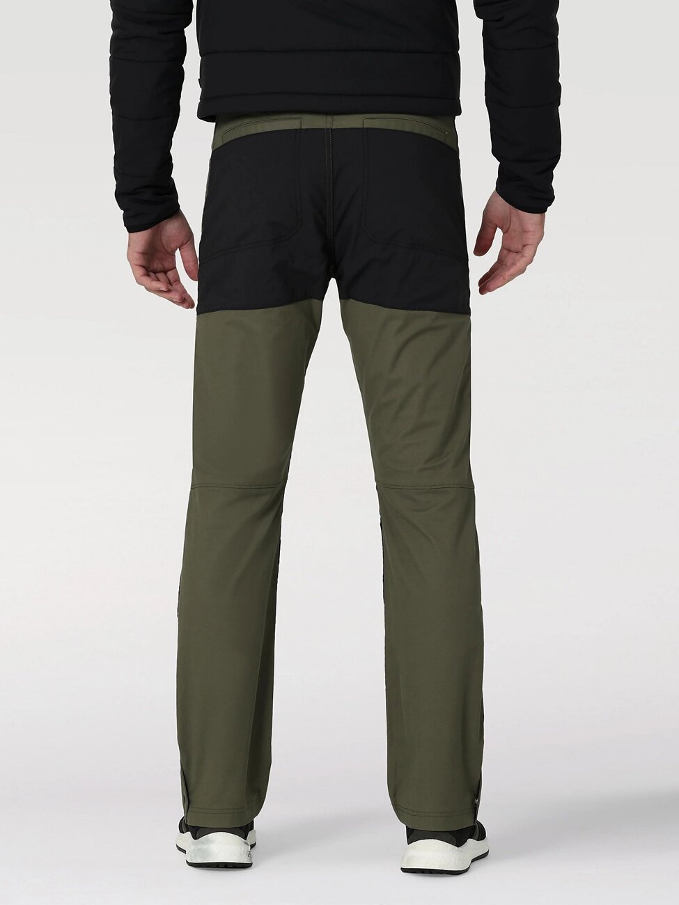 Spodnie Materiałowe Męskie Wrangler ATG Reinforced Softshell Dusty Olive WC3TAWX45 112324341