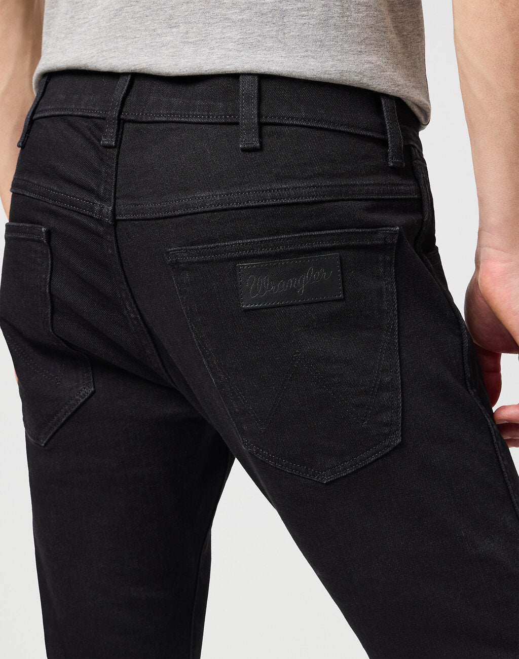 WRANGLER BRYSON MĘSKIE SPODNIE JEANSOWE JEANSY DŻINSY ATMOSPHERE 112341435 W14X013587