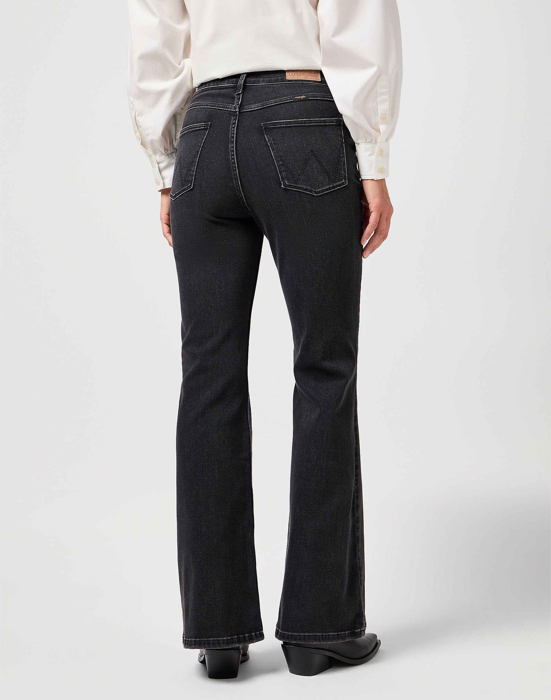 WRANGLER DAMSKIE SPODNIE JEANSOWE WRANGLER FIERCE FLARE CONSTELLATION 112362622