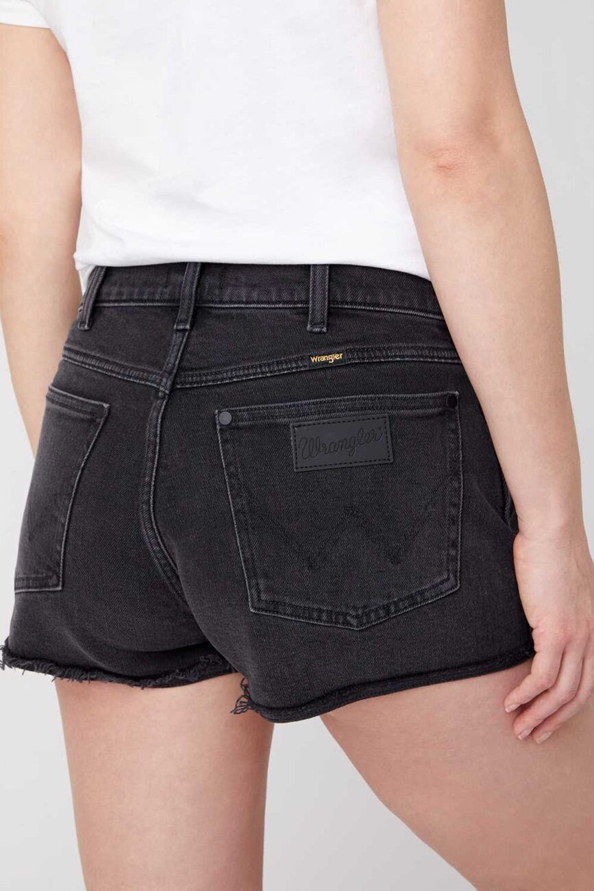 WRANGLER FESTIVAL SHORT DAMSKIE SHORTY JEANSOWE JEANS BLACK TRACK W26FKL97V 112128029